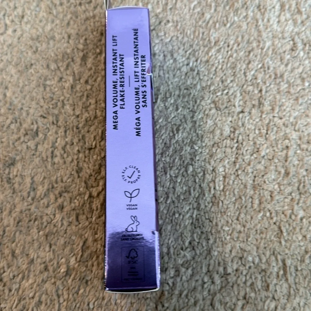 New in box Elf Big mood mascara color black 0.3 fl oz .